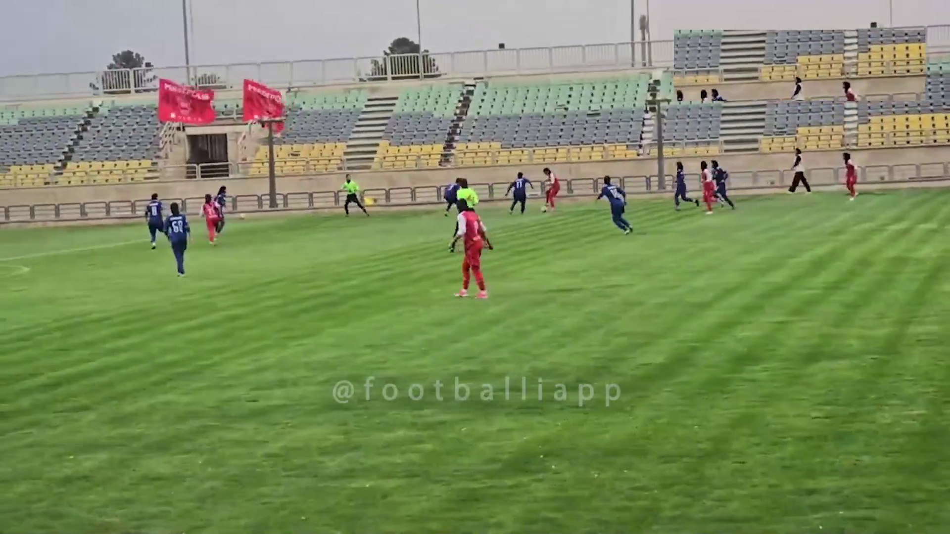 مصدومیت زهرا قنبری در دیدار پرسپولیس مقابل وارش نوشهر